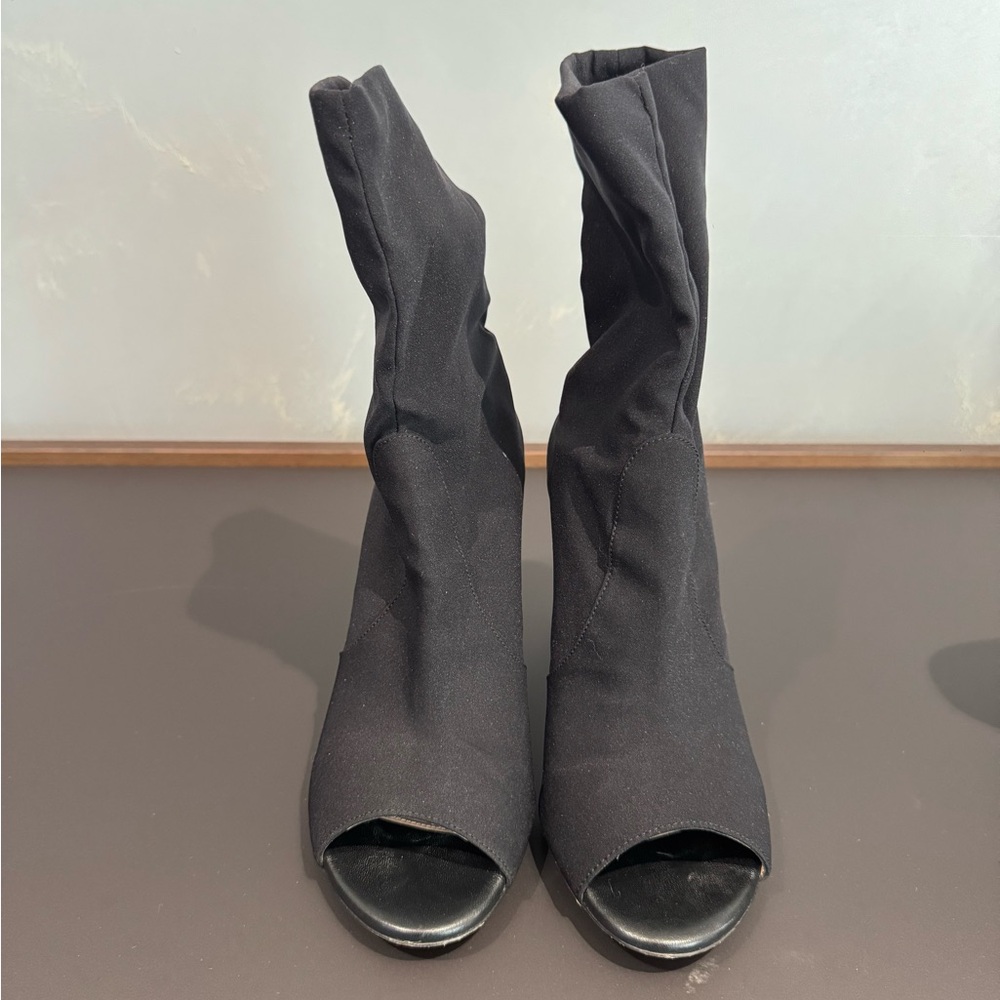 Stuart Weitzman Boots Size 7